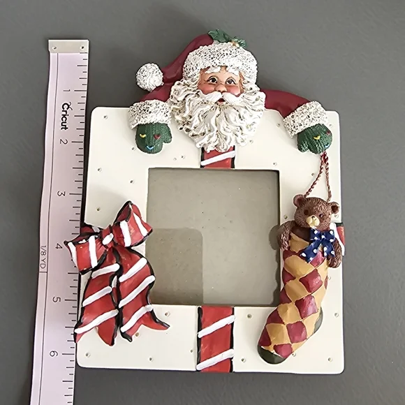 Festive Santa Picture Frame - Picture 6 of 7